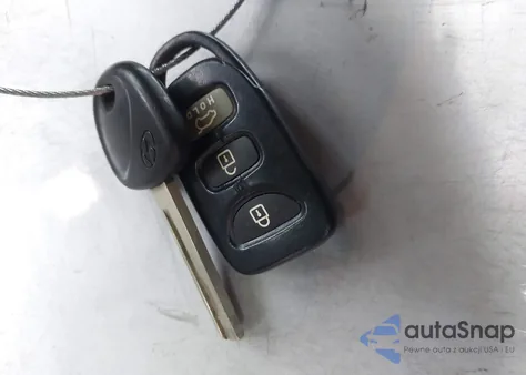 2015 Hyundai Veloster Re:flex z USA, uszkodzony, nr VIN KMHTC6AD0FU223189